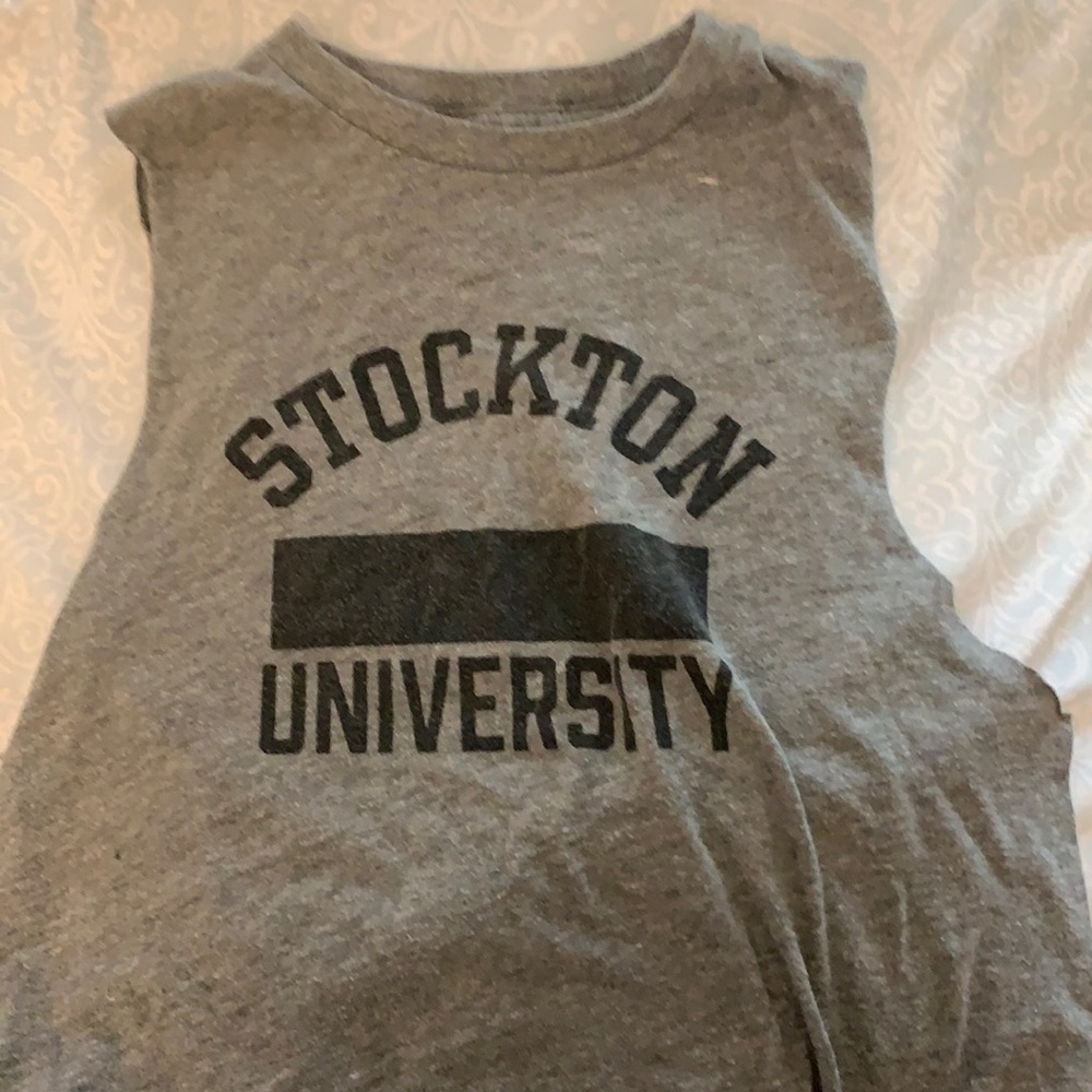 Stockton University muscle tee womens small